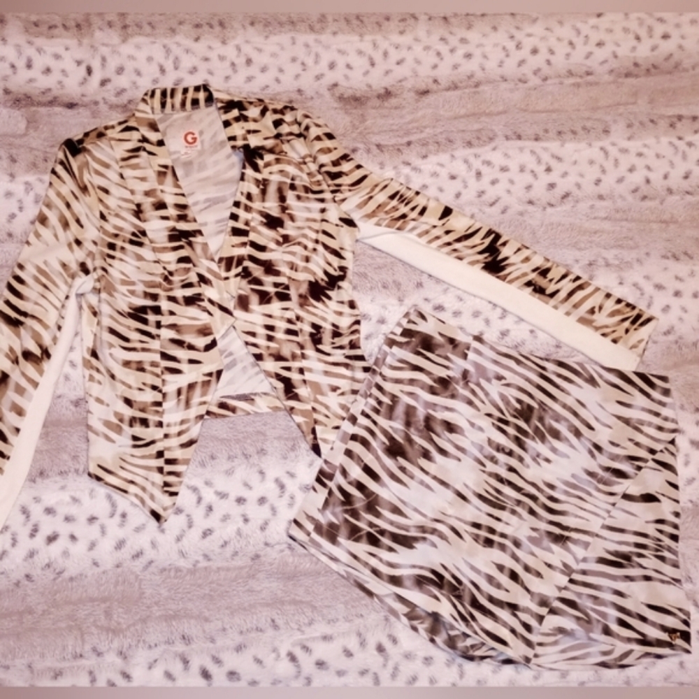 GUESS Set Skirt & Top Bundle